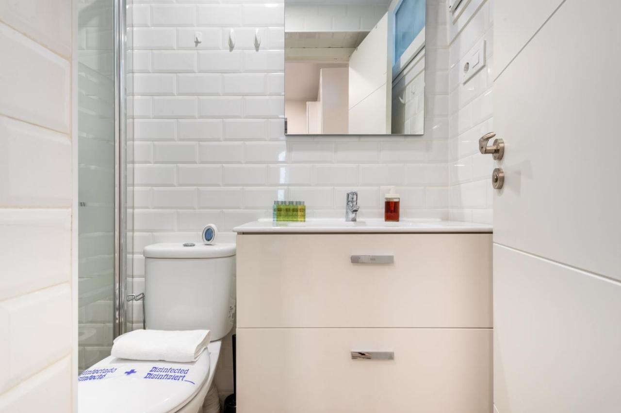 2 Bedrooms 1 Bathroom Furnished - Lavapies - Modern - Mintystay Madrid Buitenkant foto