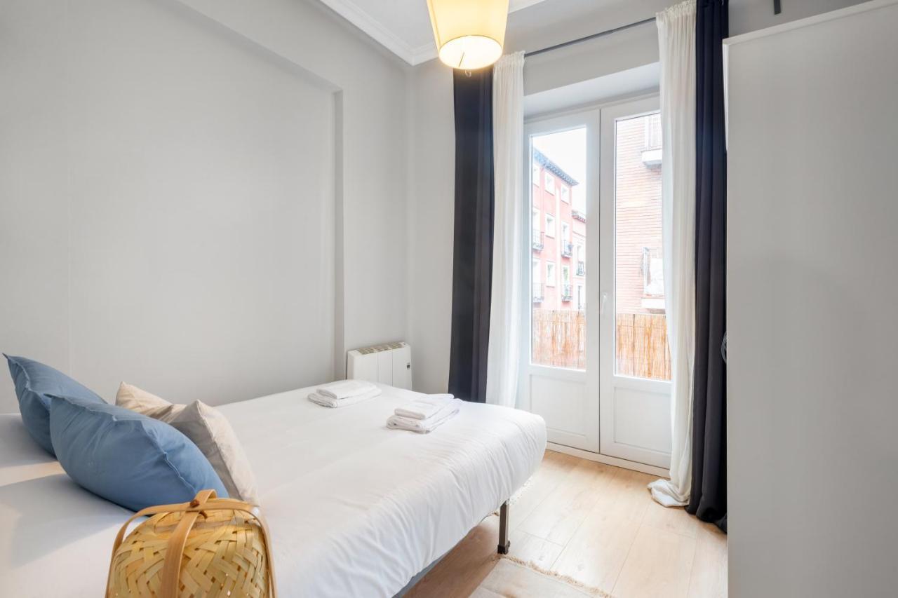 2 Bedrooms 1 Bathroom Furnished - Lavapies - Modern - Mintystay Madrid Buitenkant foto