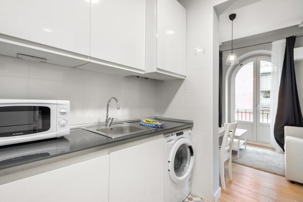 2 Bedrooms 1 Bathroom Furnished - Lavapies - Modern - Mintystay Madrid Buitenkant foto